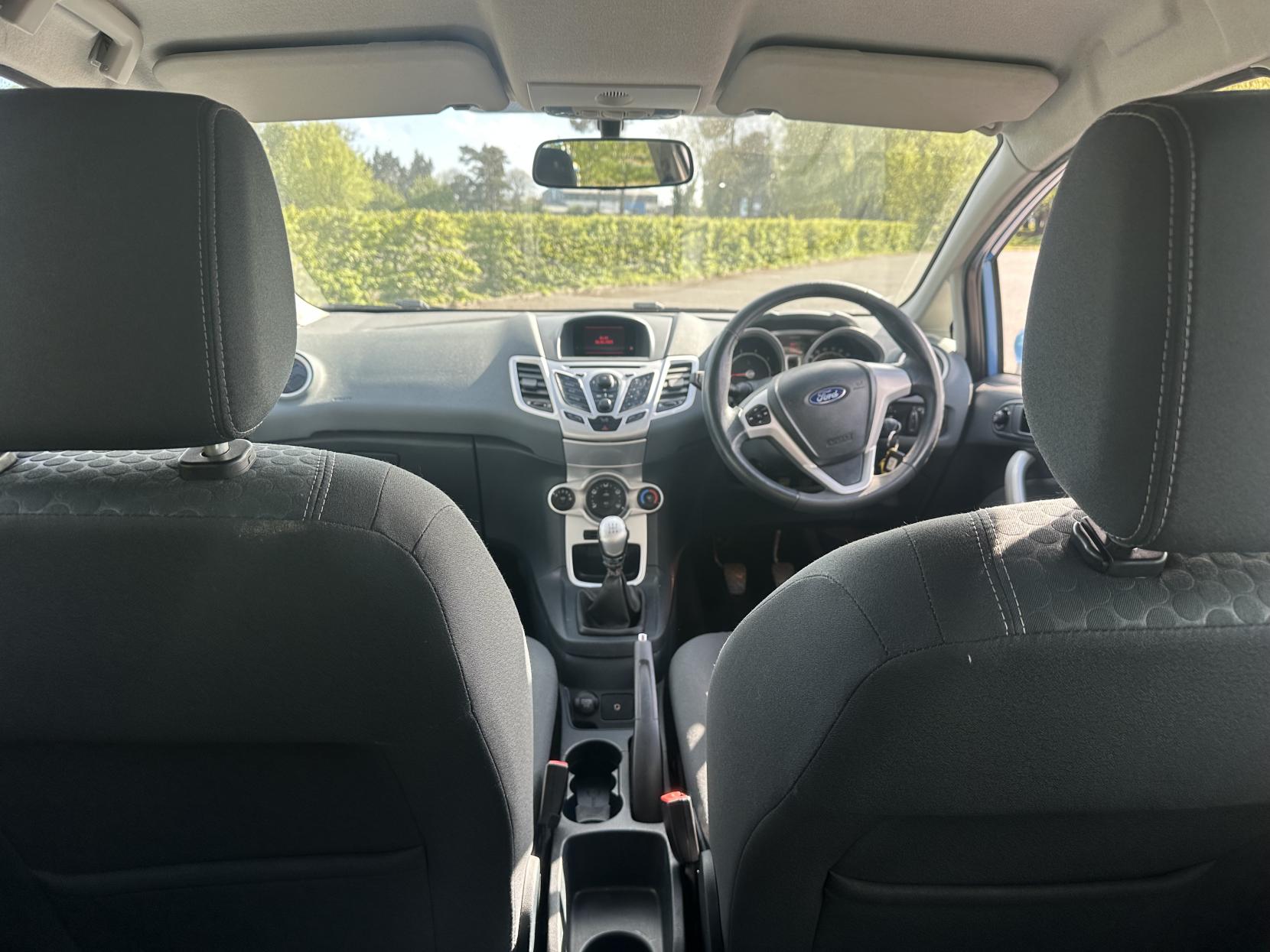 Ford Fiesta 1.4 Zetec Hatchback 5dr Petrol Manual (133 g/km, 94 bhp)