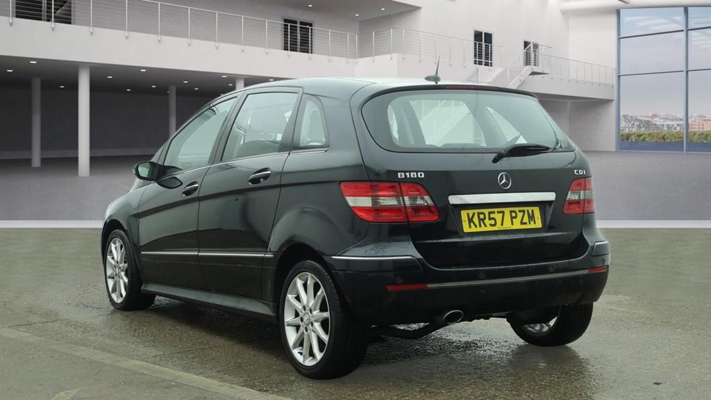 Mercedes-Benz B Class 2.0 B180 SE MPV 5dr Diesel CVT (157 g/km, 109 bhp)