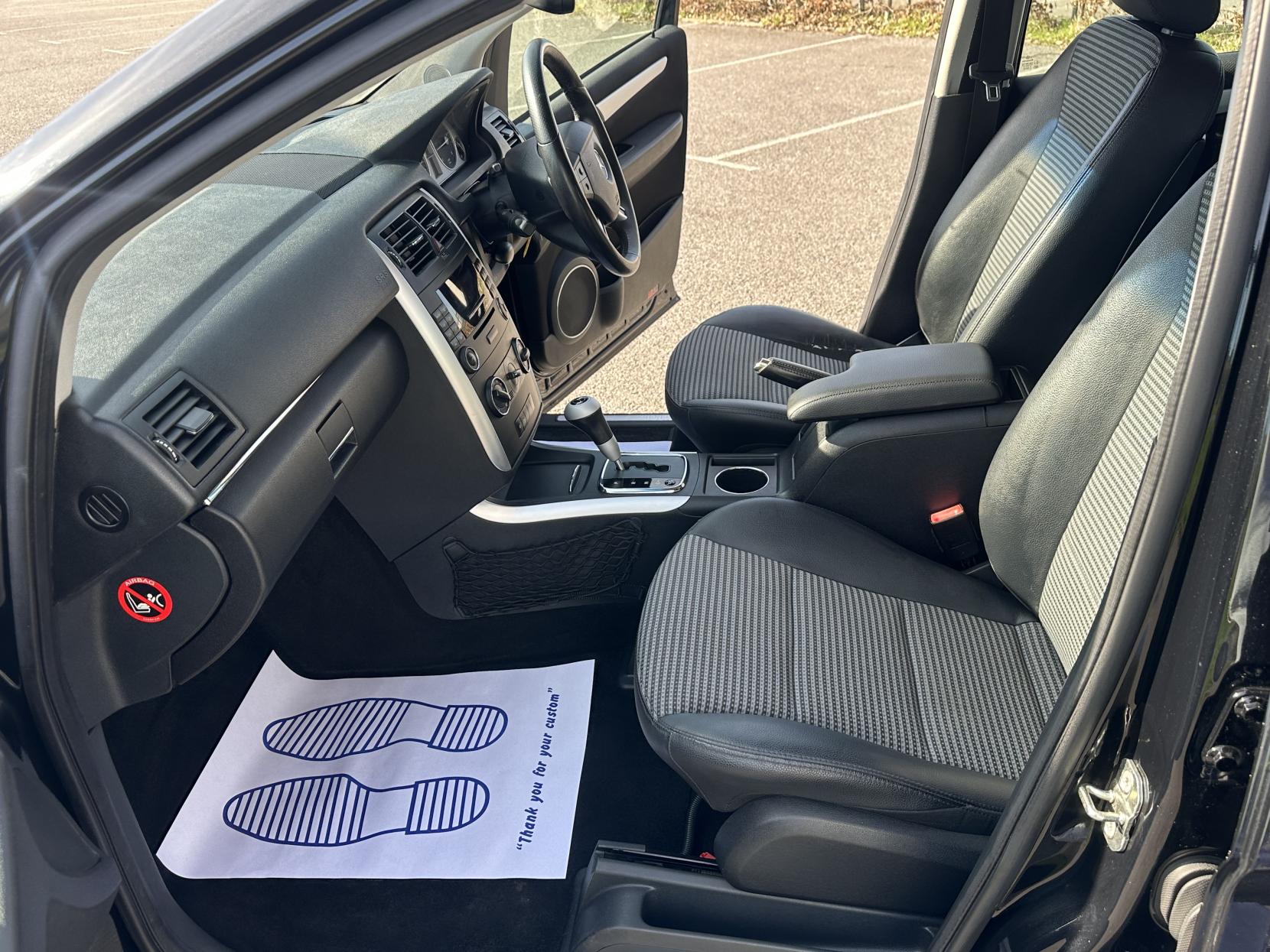 Mercedes-Benz B Class 2.0 B180 SE MPV 5dr Diesel CVT (157 g/km, 109 bhp)