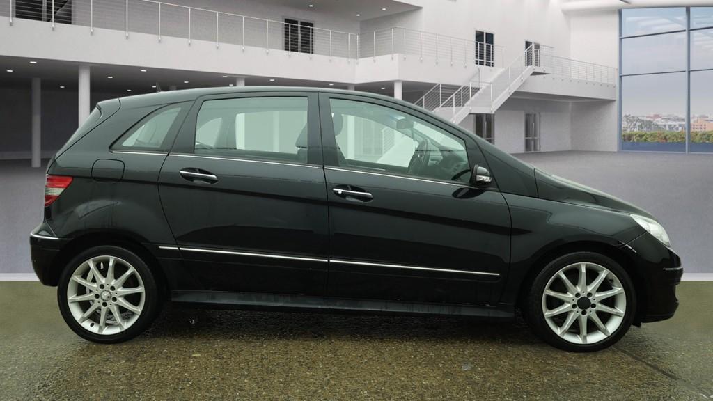 Mercedes-Benz B Class 2.0 B180 SE MPV 5dr Diesel CVT (157 g/km, 109 bhp)