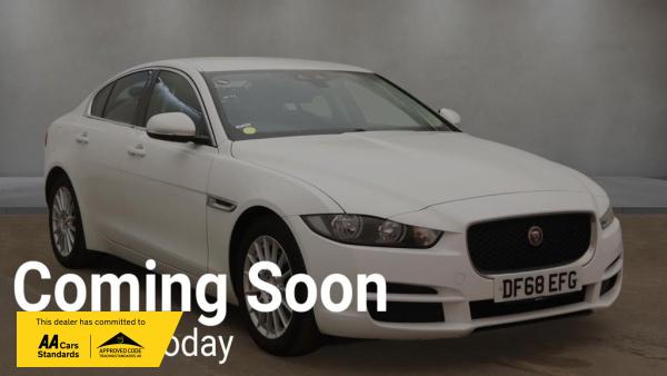 Jaguar XE 2.0d SE Saloon 4dr Diesel Auto Euro 6 (s/s) (163 ps)