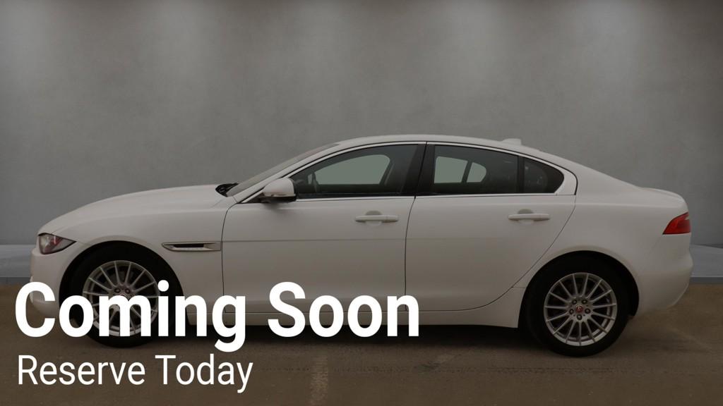 Jaguar XE 2.0d SE Saloon 4dr Diesel Auto Euro 6 (s/s) (163 ps)