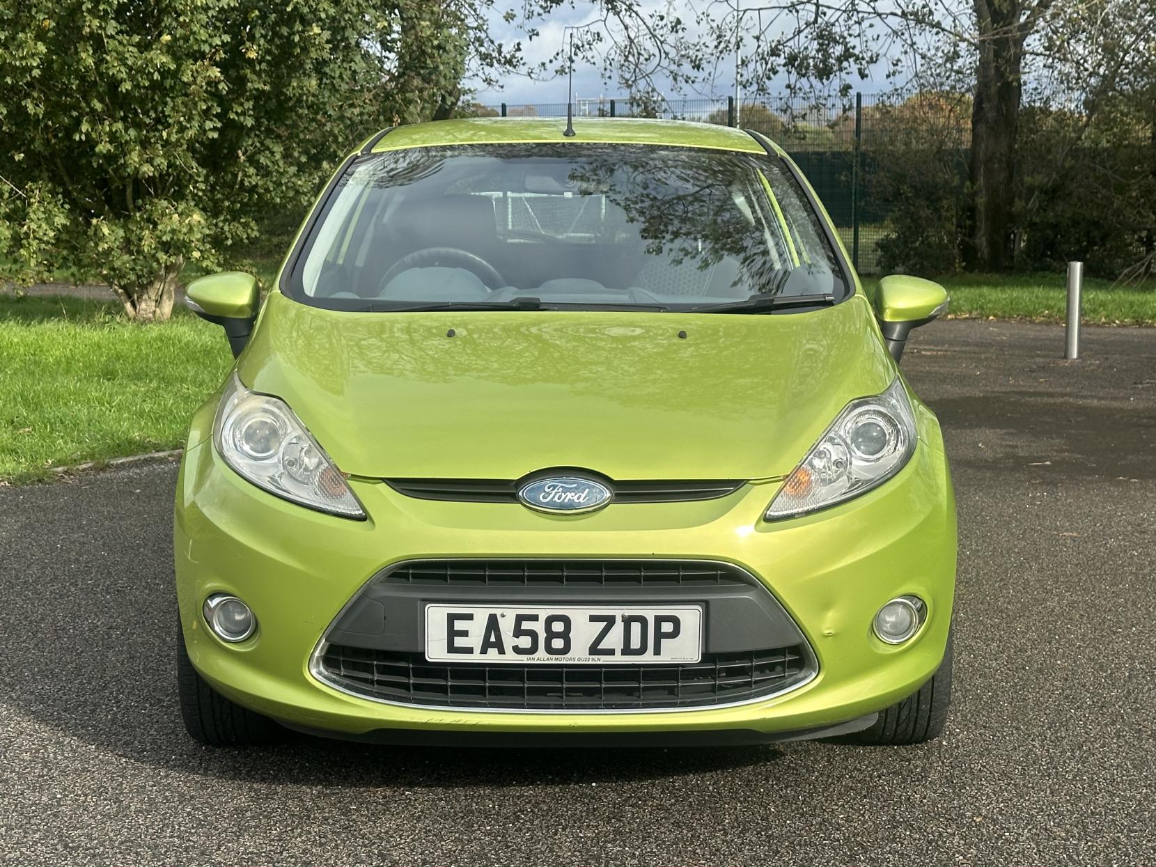 Ford Fiesta 1.25 Zetec Hatchback 3dr Petrol Manual (133 g/km, 81 bhp)