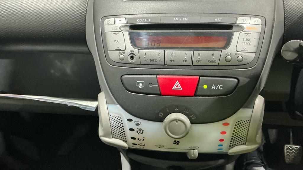 Citroen C1 1.0i VT Hatchback 5dr Petrol Manual Euro 5 (68 ps)