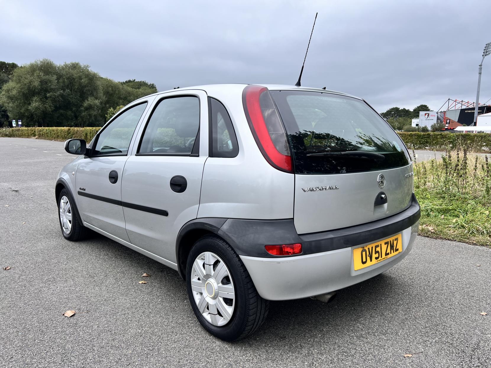 Vauxhall Corsa 1.4i 16v Comfort Hatchback 5dr Petrol Automatic (192 g/km, 89 bhp)