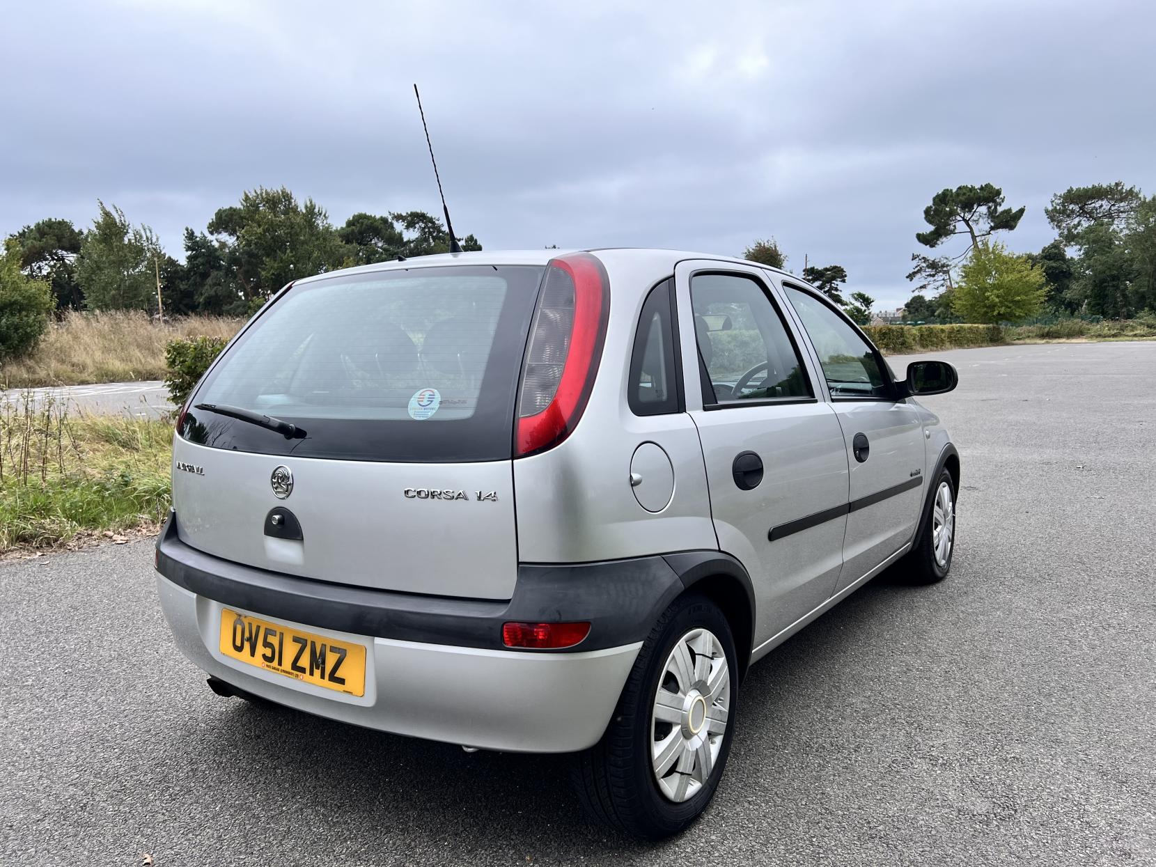 Vauxhall Corsa 1.4i 16v Comfort Hatchback 5dr Petrol Automatic (192 g/km, 89 bhp)