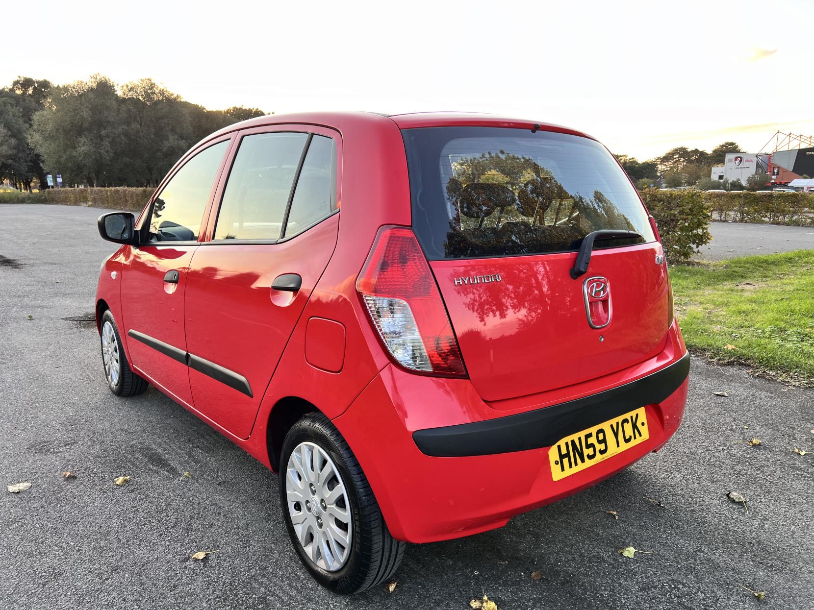 Hyundai i10 1.2 Classic Hatchback 5dr Petrol Manual Euro 4 (77 bhp)