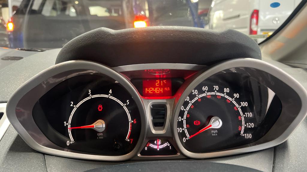 Ford Fiesta 1.4 Zetec Hatchback 3dr Petrol Manual (133 g/km, 94 bhp)