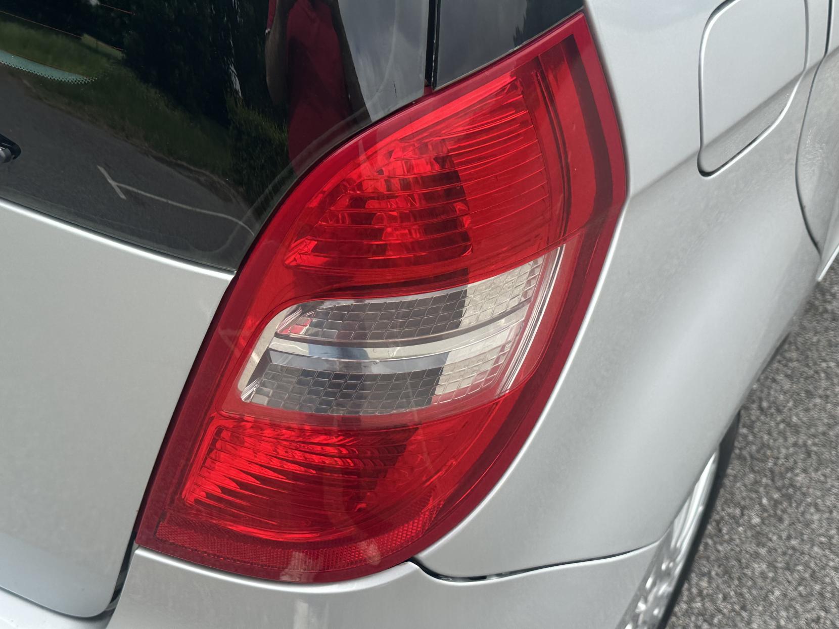 Mercedes-Benz A Class 1.5 A160 Elegance SE Hatchback 5dr Petrol CVT (164 g/km, 95 bhp)