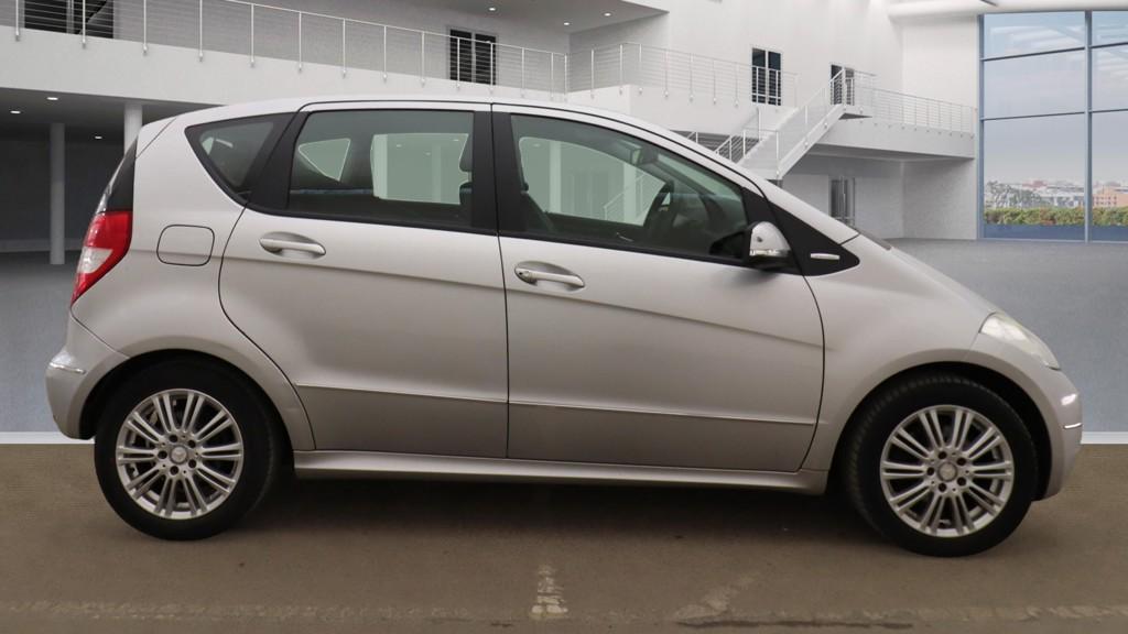 Mercedes-Benz A Class 1.5 A160 Elegance SE Hatchback 5dr Petrol CVT (164 g/km, 95 bhp)