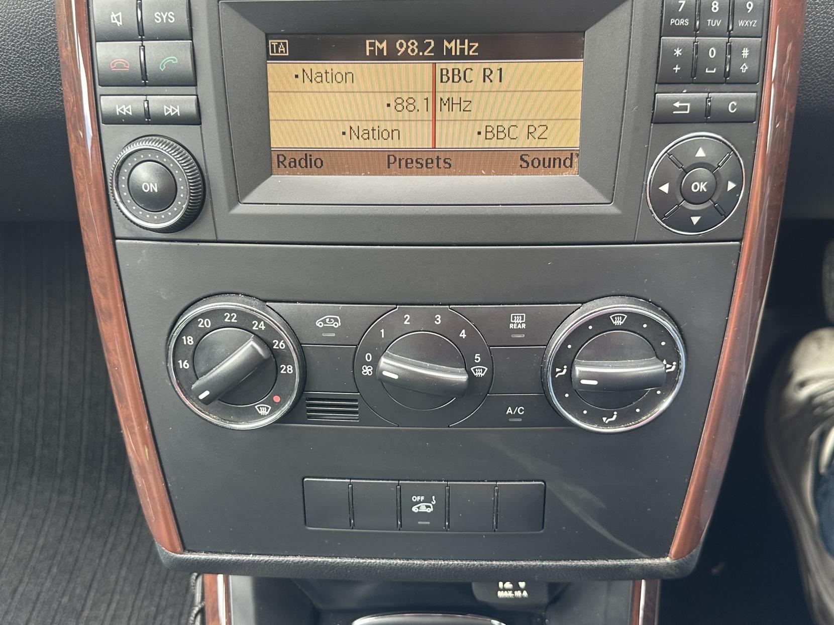 Mercedes-Benz A Class 1.5 A160 Elegance SE Hatchback 5dr Petrol CVT (164 g/km, 95 bhp)