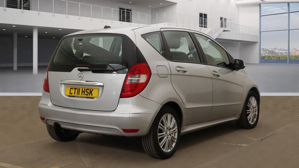 Mercedes-Benz A Class 1.5 A160 Elegance SE Hatchback 5dr Petrol CVT (164 g/km, 95 bhp)
