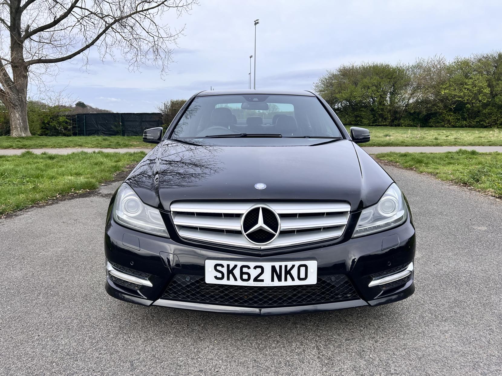 Mercedes-Benz C Class 2.1 C250 CDI BlueEfficiency Sport Saloon 4dr Diesel G-Tronic+ Euro 5 (s/s) (204 ps)