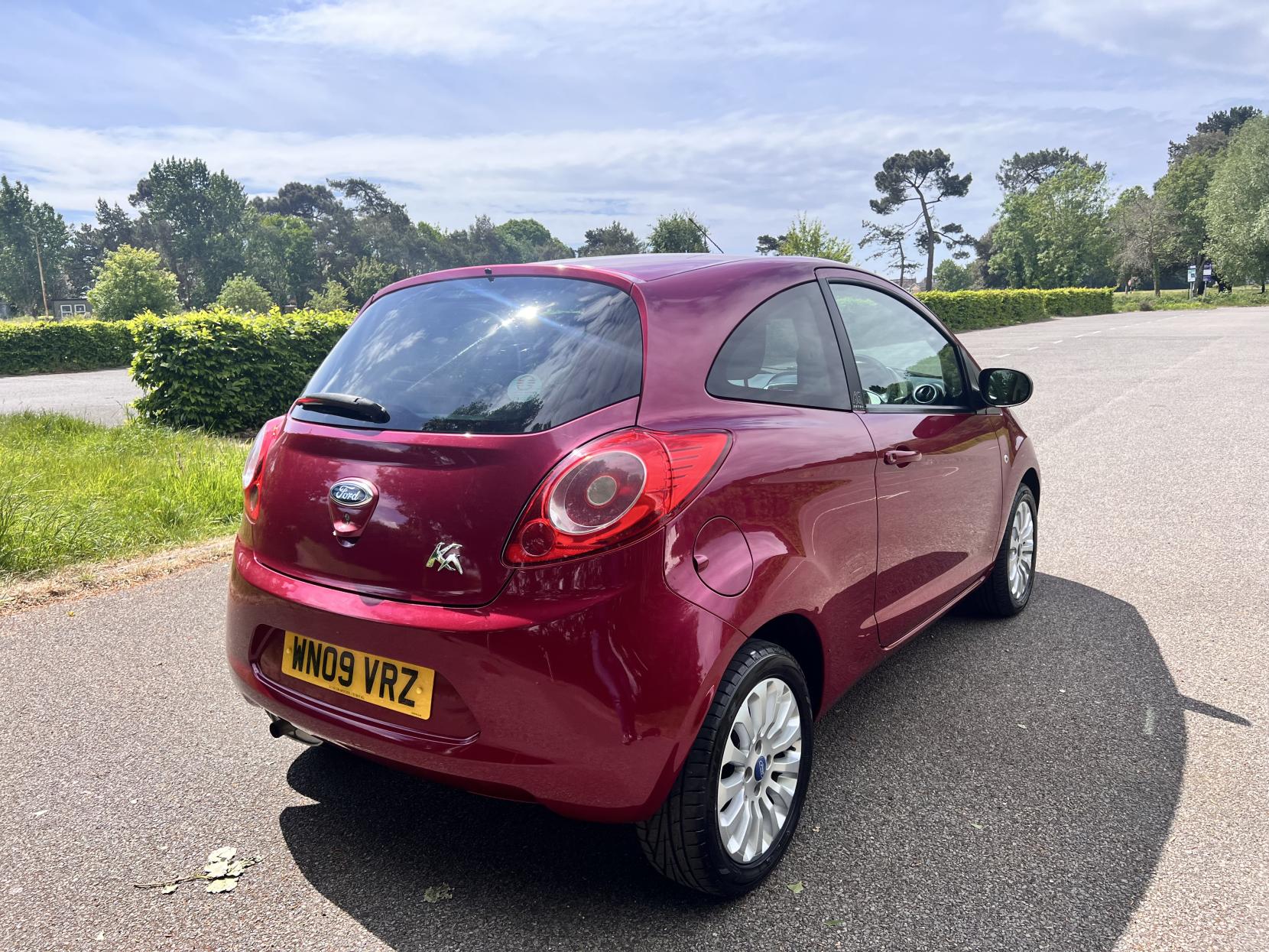 Ford Ka 1.2 Zetec Hatchback 3dr Petrol Manual Euro 4 (69 ps)