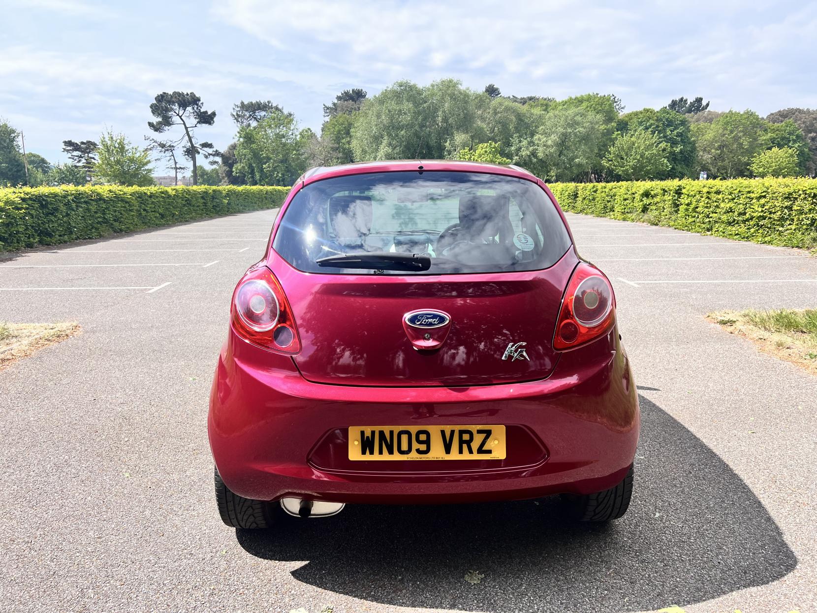 Ford Ka 1.2 Zetec Hatchback 3dr Petrol Manual Euro 4 (69 ps)