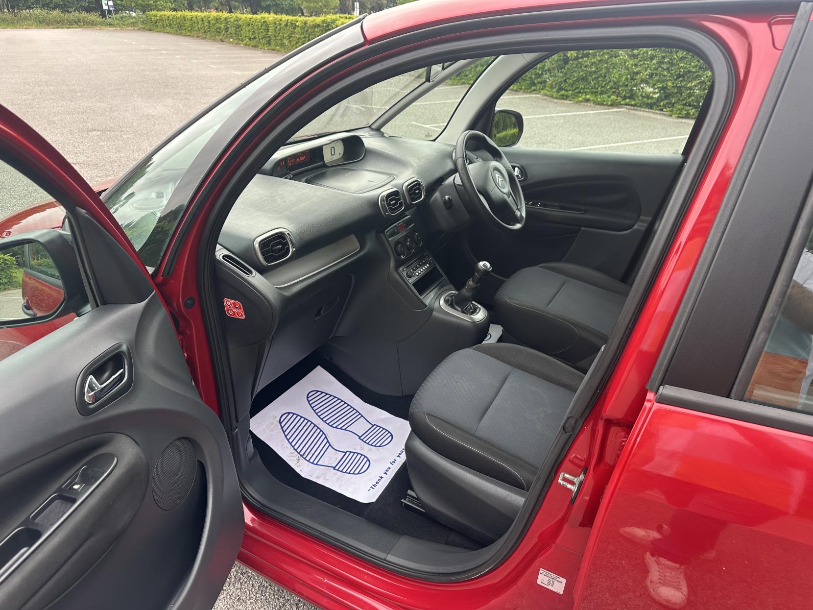 Citroen C3 Picasso 1.6 HDi VT MPV 5dr Diesel Manual Euro 5 (90 ps)