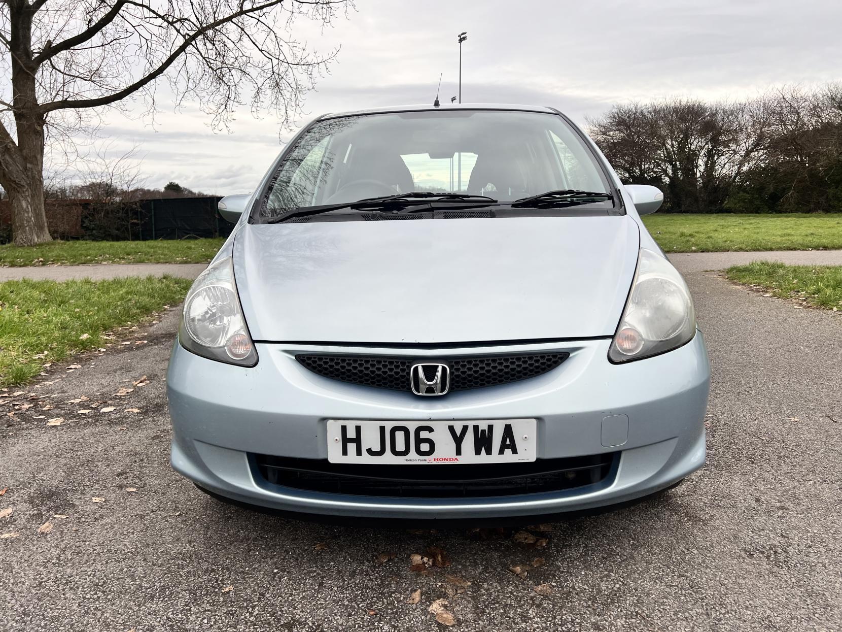 Honda Jazz 1.4 i-DSI SE Hatchback 5dr Petrol CVT-7 (139 g/km, 82 bhp)