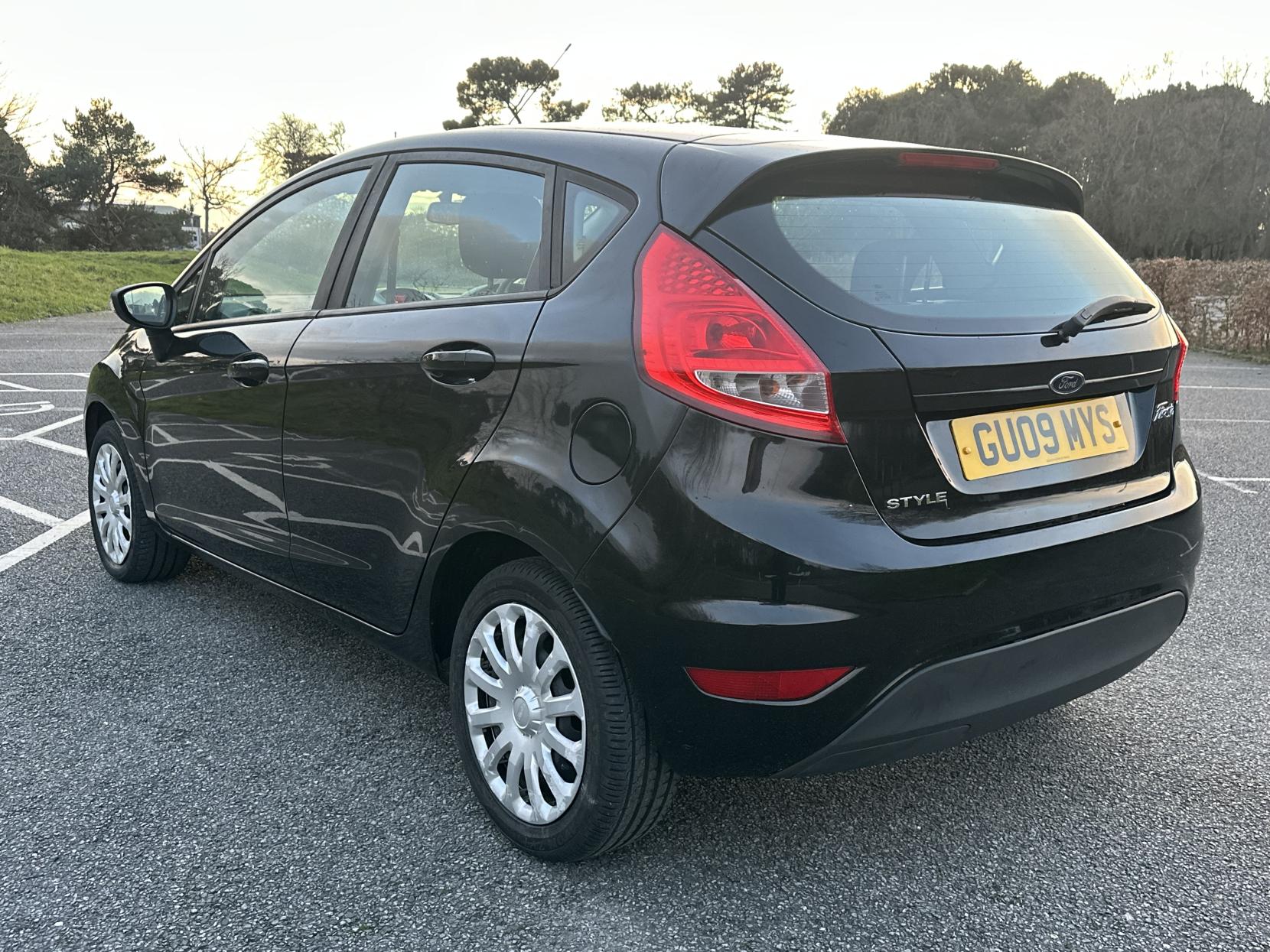 Ford Fiesta 1.25 Style Hatchback 5dr Petrol Manual (133 g/km, 81 bhp)