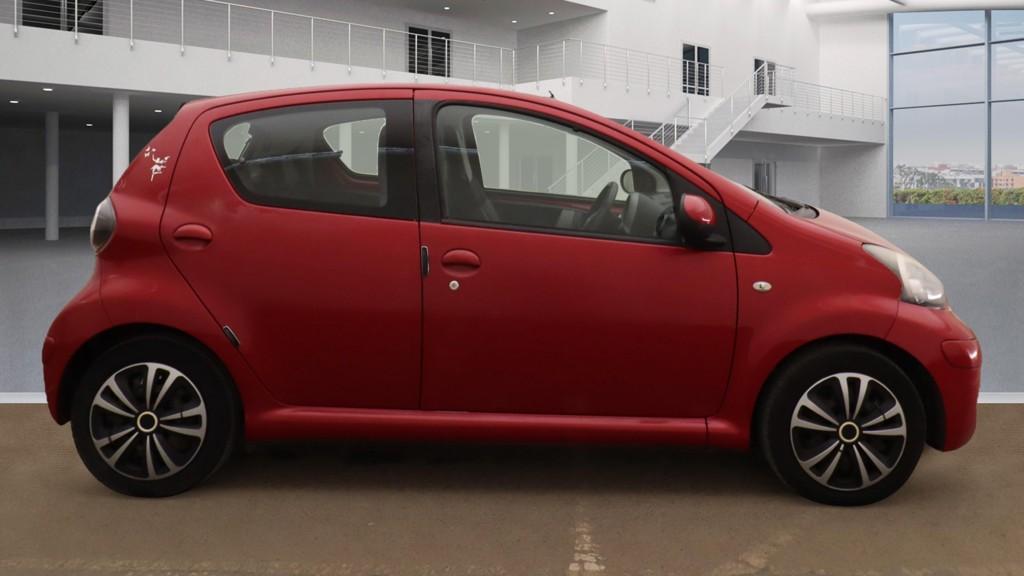 Toyota AYGO 1.0 VVT-i Ice Hatchback 5dr Petrol MultiMode Euro 5 (67 ps)