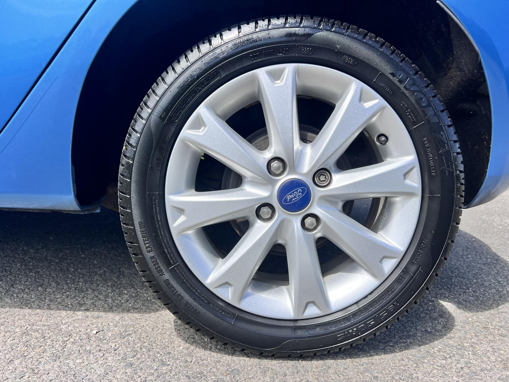 Ford Fiesta 1.25 Zetec Hatchback 5dr Petrol Manual (129 g/km, 81 bhp)