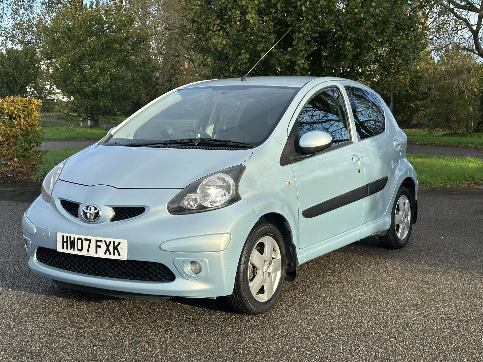 Toyota AYGO 1.0 VVT-i Sport Hatchback 5dr Petrol MultiMode Euro 4 (67 bhp)