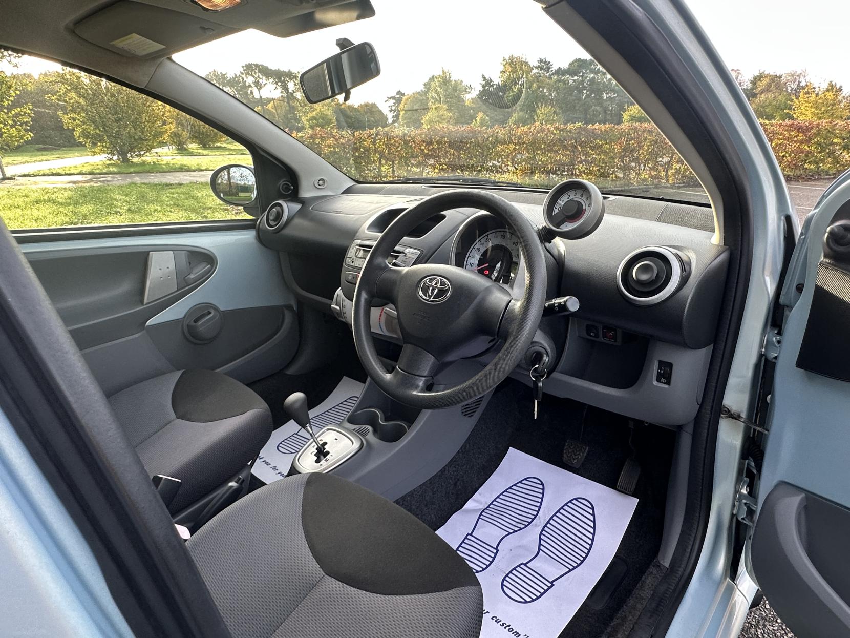 Toyota AYGO 1.0 VVT-i Sport Hatchback 5dr Petrol MultiMode Euro 4 (67 bhp)