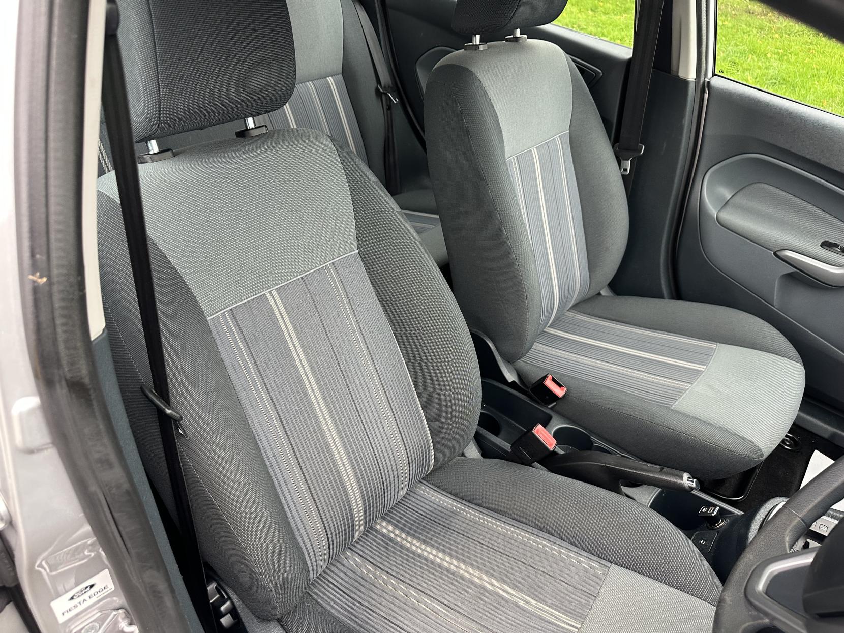 Ford Fiesta 1.4 Edge Hatchback 5dr Petrol Automatic (154 g/km, 94 bhp)