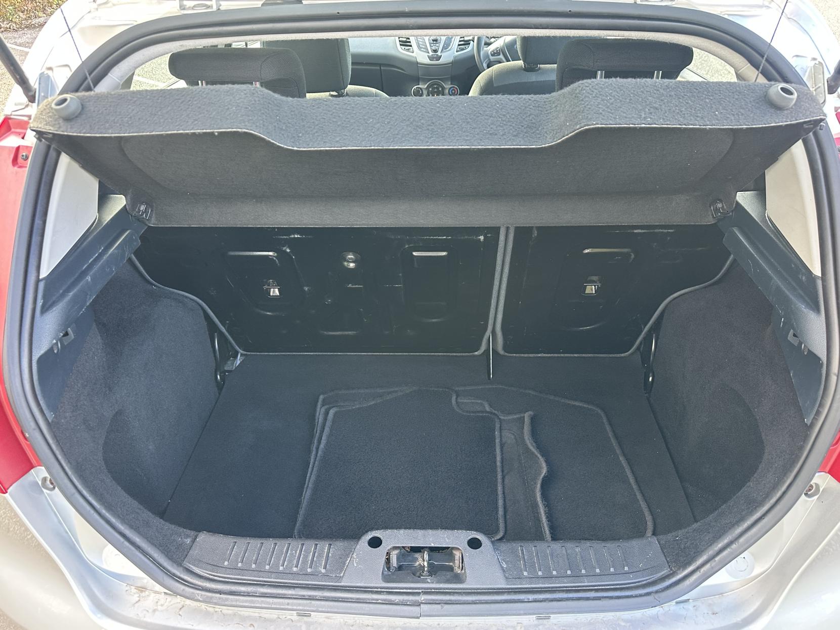 Ford Fiesta 1.4 Edge Hatchback 5dr Petrol Automatic (154 g/km, 94 bhp)