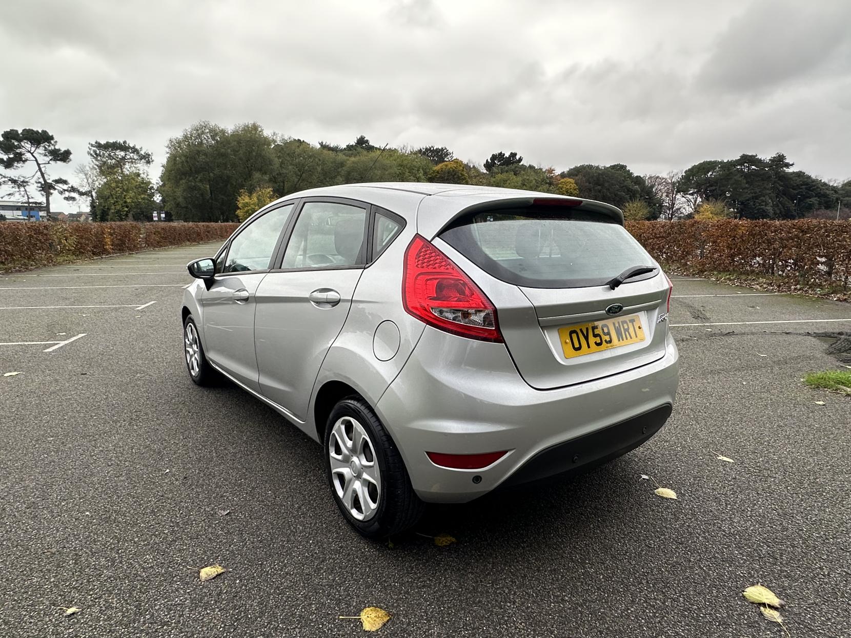 Ford Fiesta 1.4 Edge Hatchback 5dr Petrol Automatic (154 g/km, 94 bhp)