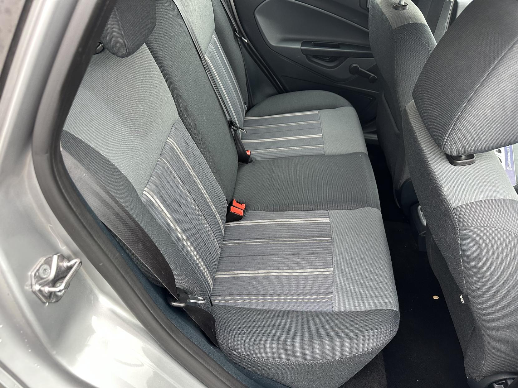 Ford Fiesta 1.4 Edge Hatchback 5dr Petrol Automatic (154 g/km, 94 bhp)