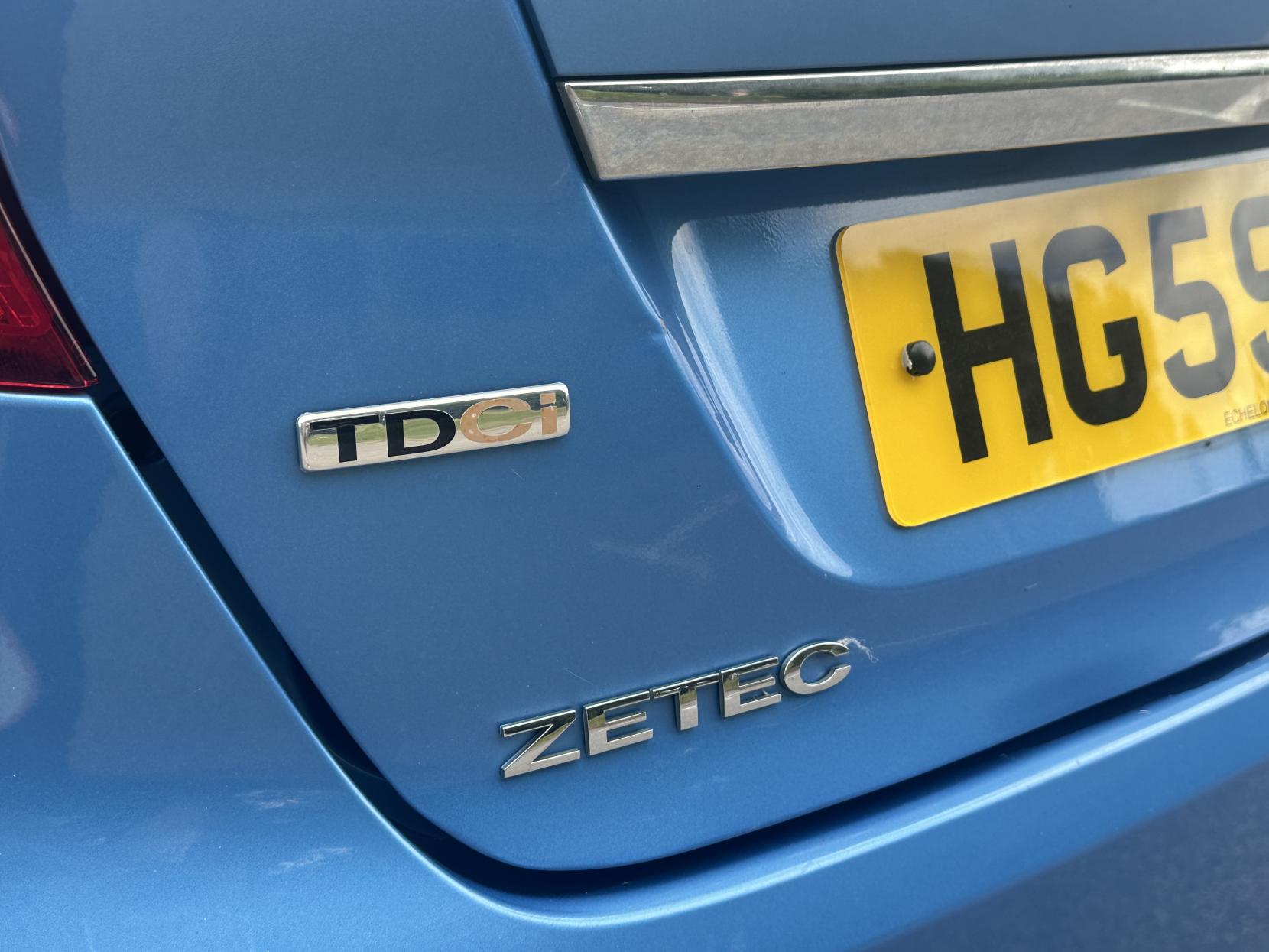 Ford Fiesta 1.4 TDCi Zetec Hatchback 5dr Diesel Manual (110 g/km, 67 bhp)