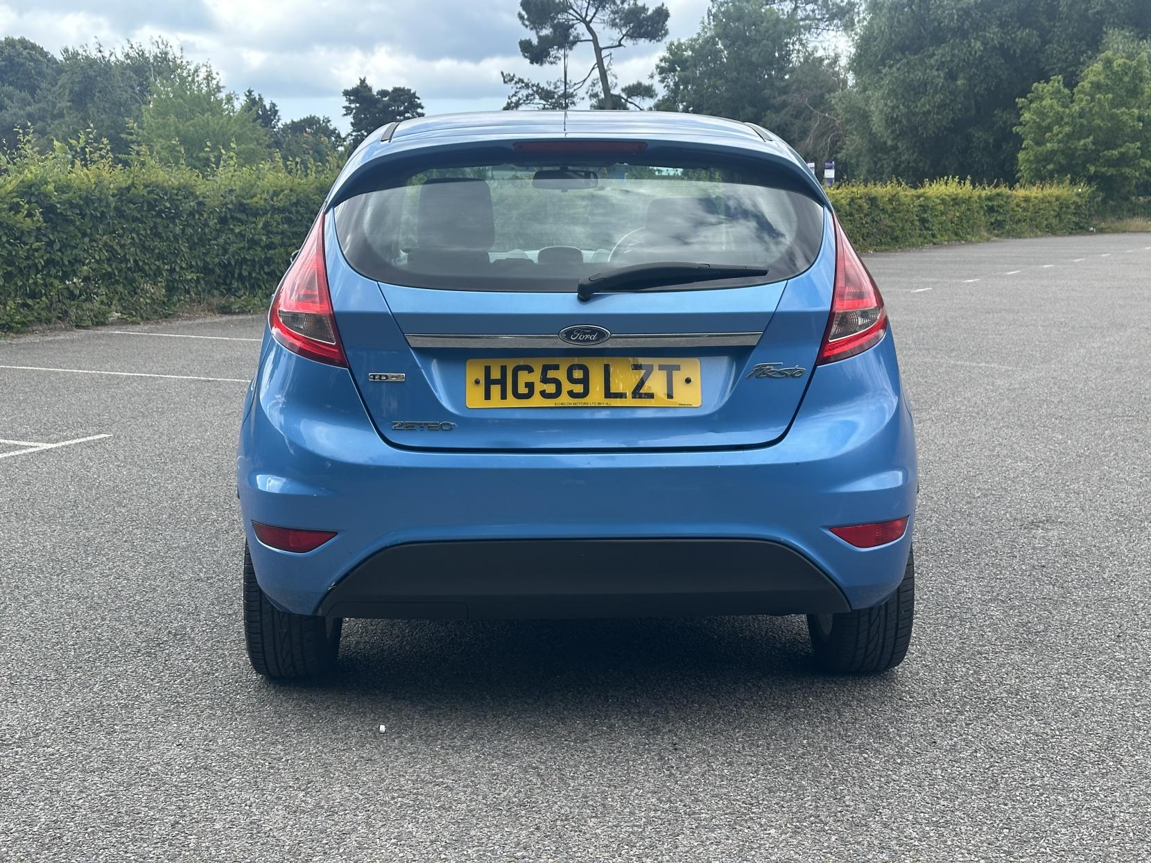 Ford Fiesta 1.4 TDCi Zetec Hatchback 5dr Diesel Manual (110 g/km, 67 bhp)