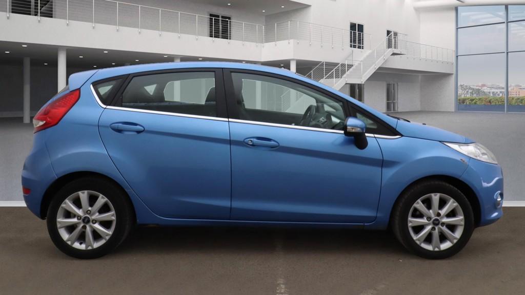 Ford Fiesta 1.4 TDCi Zetec Hatchback 5dr Diesel Manual (110 g/km, 67 bhp)