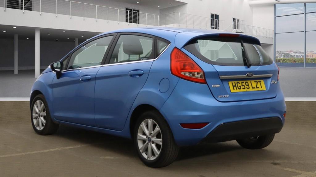 Ford Fiesta 1.4 TDCi Zetec Hatchback 5dr Diesel Manual (110 g/km, 67 bhp)