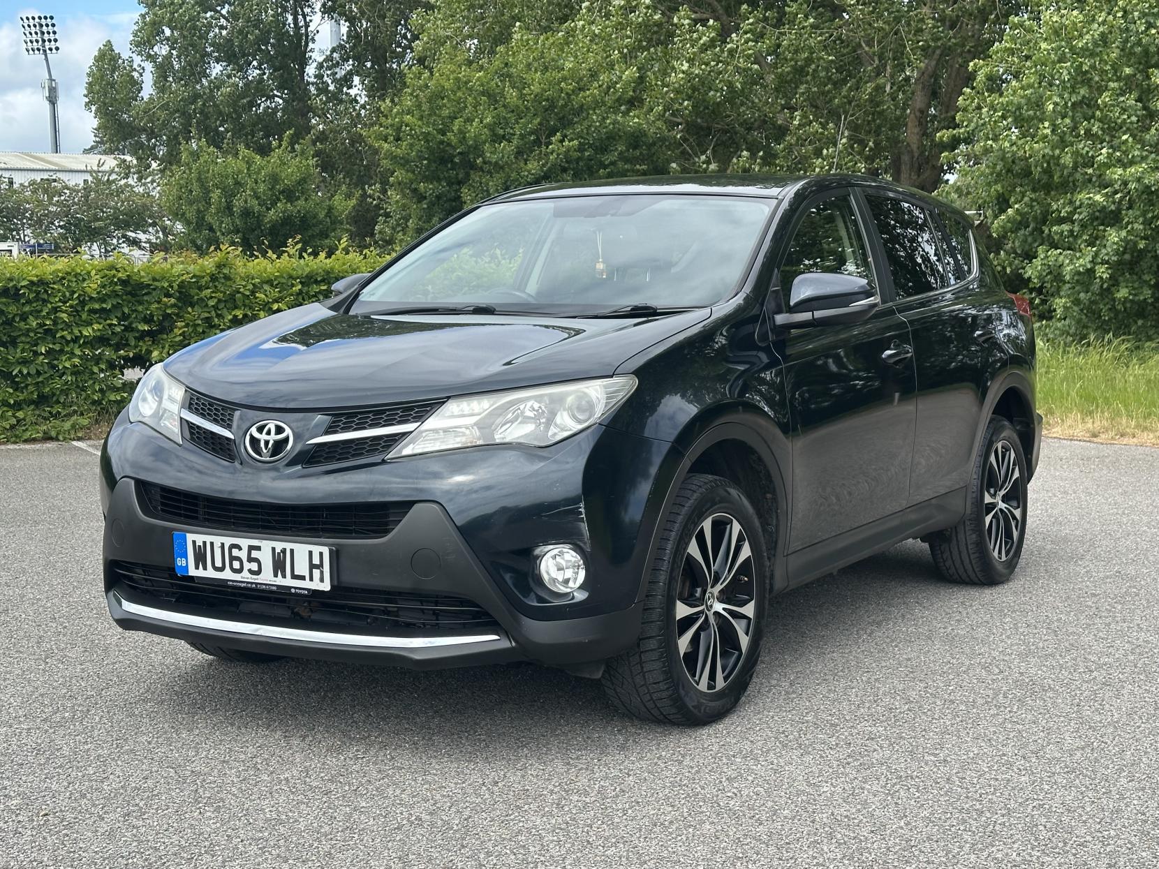 Toyota RAV4 2.0 Icon 2.0 D-4D Icon SUV 5dr Diesel Manual 2WD Euro 6 (s/s) (124 ps)