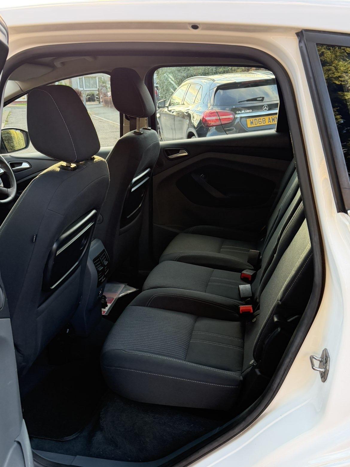 Ford C-Max 1.6 TDCi Titanium MPV 5dr Diesel Manual Euro 5 (115 ps)