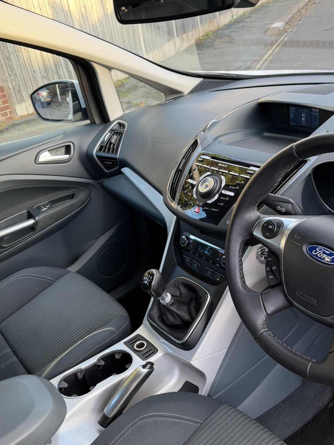 Ford C-Max 1.6 TDCi Titanium MPV 5dr Diesel Manual Euro 5 (115 ps)