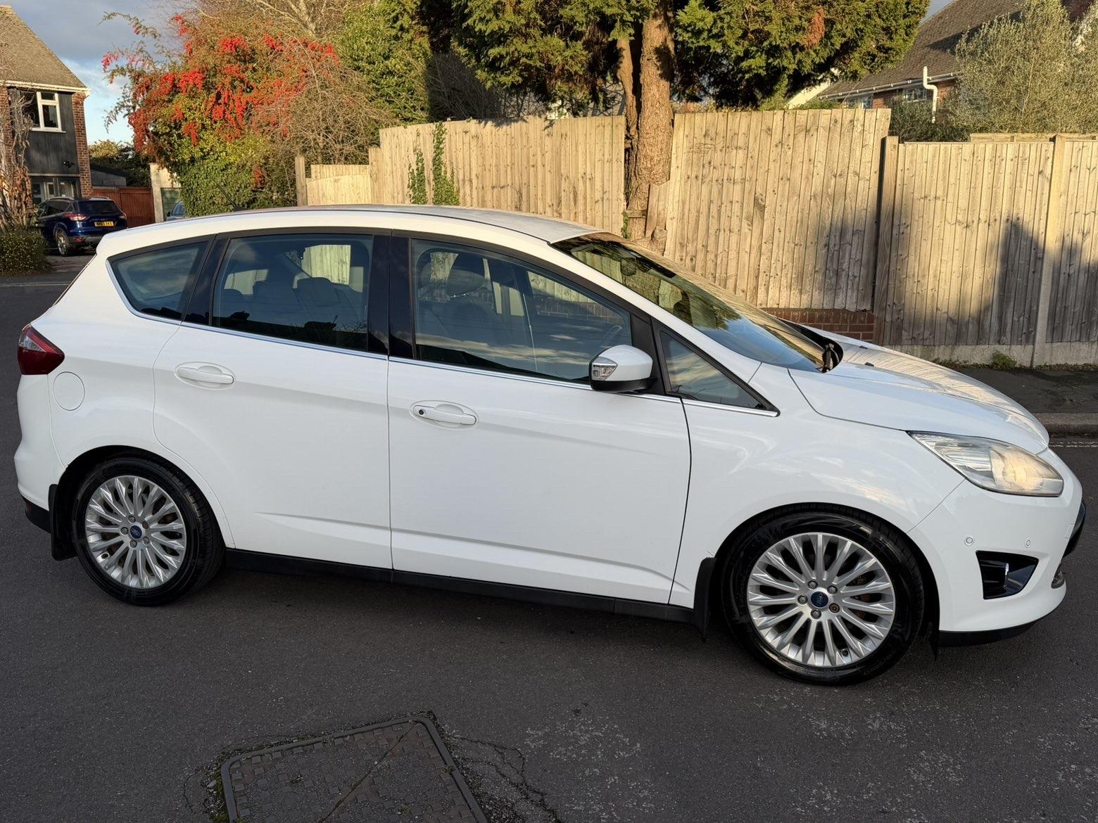 Ford C-Max 1.6 TDCi Titanium MPV 5dr Diesel Manual Euro 5 (115 ps)