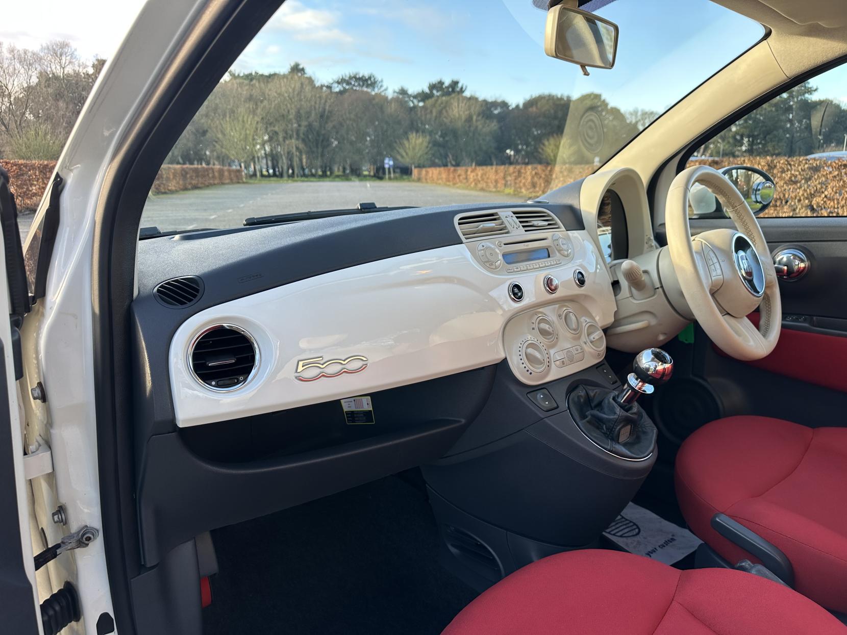 Fiat 500 1.2 Lounge Hatchback 3dr Petrol Manual Euro 5 (s/s) (69 bhp)