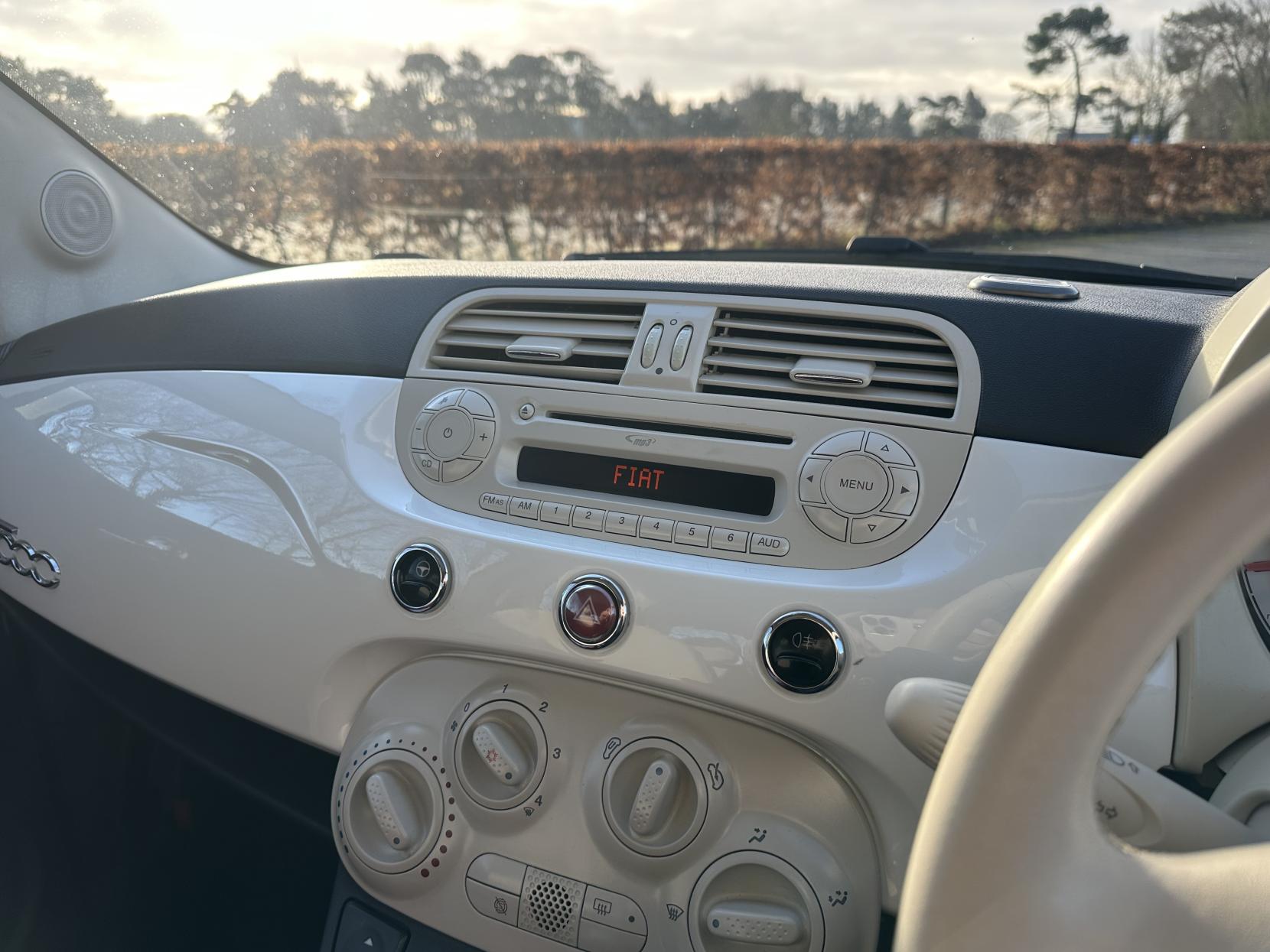 Fiat 500 1.2 Lounge Hatchback 3dr Petrol Manual Euro 5 (s/s) (69 bhp)