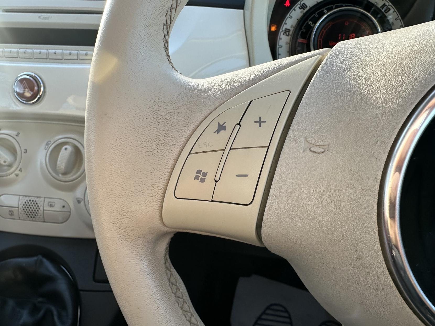 Fiat 500 1.2 Lounge Hatchback 3dr Petrol Manual Euro 5 (s/s) (69 bhp)