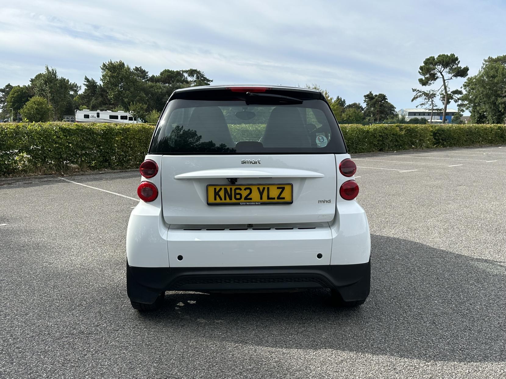 Smart fortwo 1.0 MHD Pure Coupe 2dr Petrol Auto Euro 4 (61 bhp)