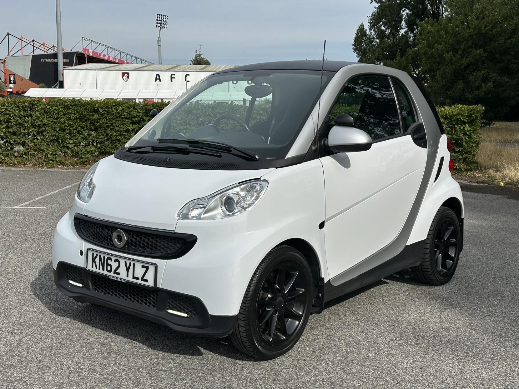 Smart fortwo 1.0 MHD Pure Coupe 2dr Petrol Auto Euro 4 (61 bhp)