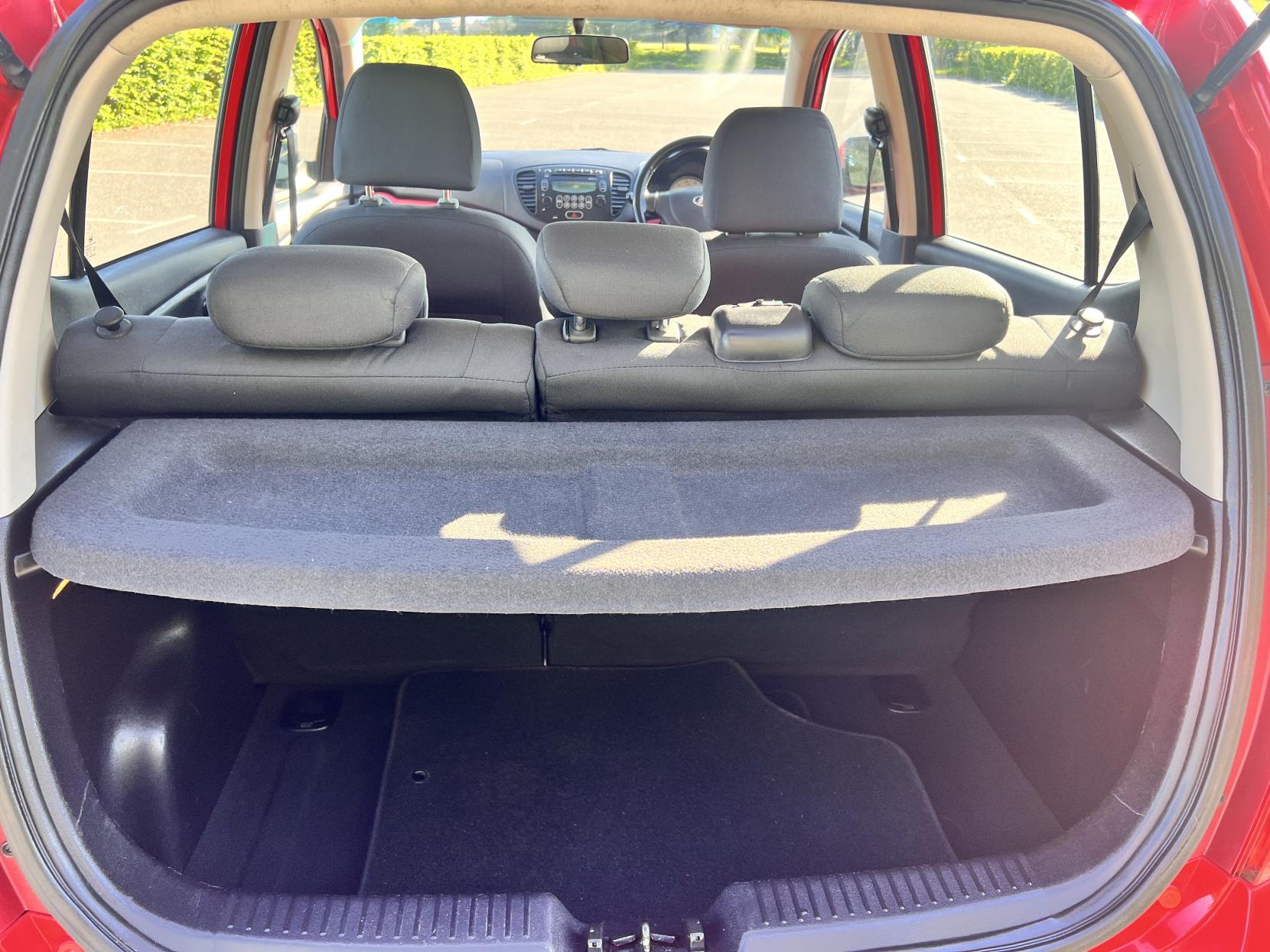 Hyundai i10 1.1 Edition Hatchback 5dr Petrol Manual Euro 4 (66 bhp)