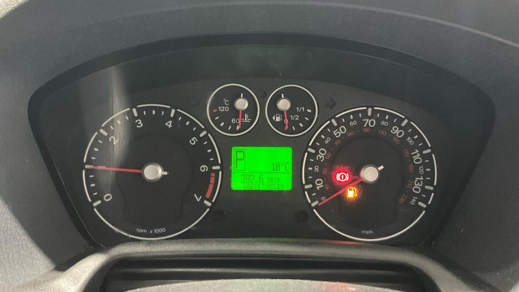 Ford Fusion 1.6 Zetec Climate Hatchback 5dr Petrol Automatic (181 g/km, 99 bhp)
