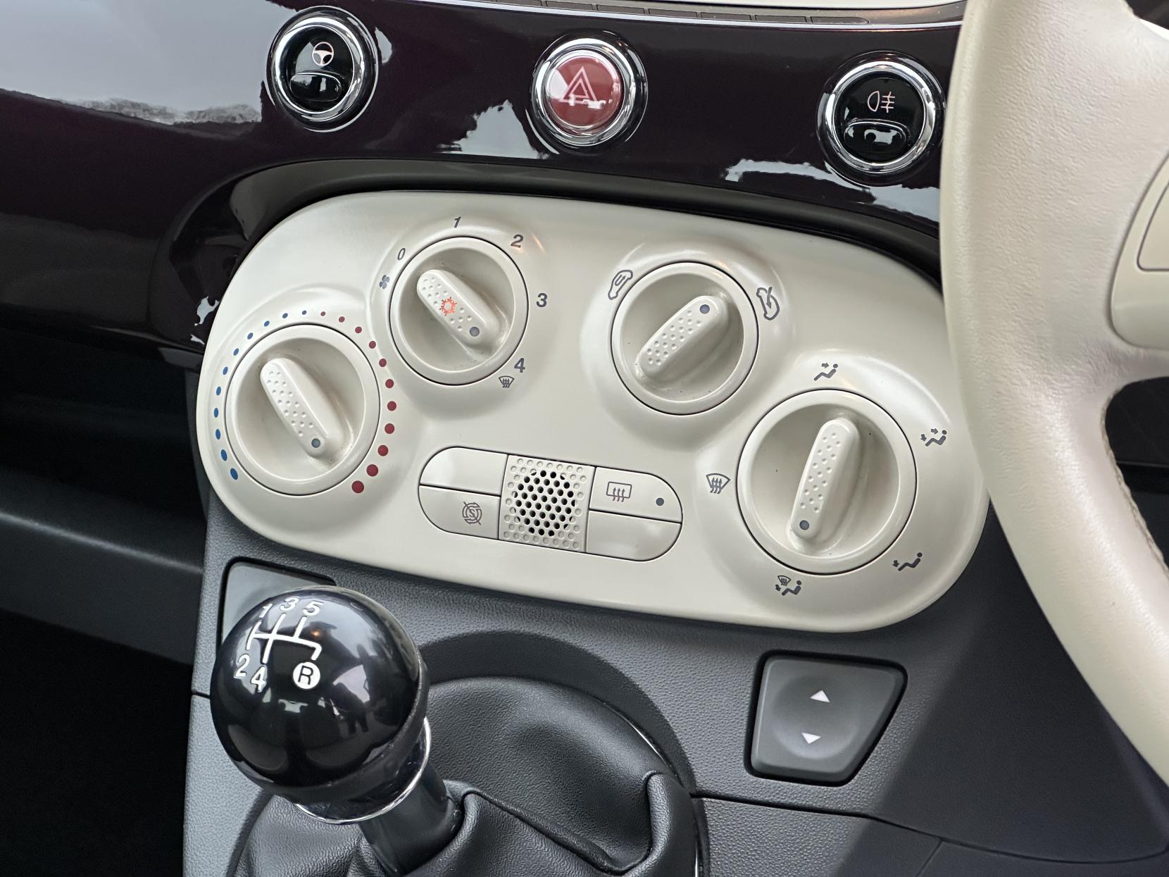 Fiat 500 1.2 Lounge Hatchback 3dr Petrol Manual Euro 4 (69 bhp)