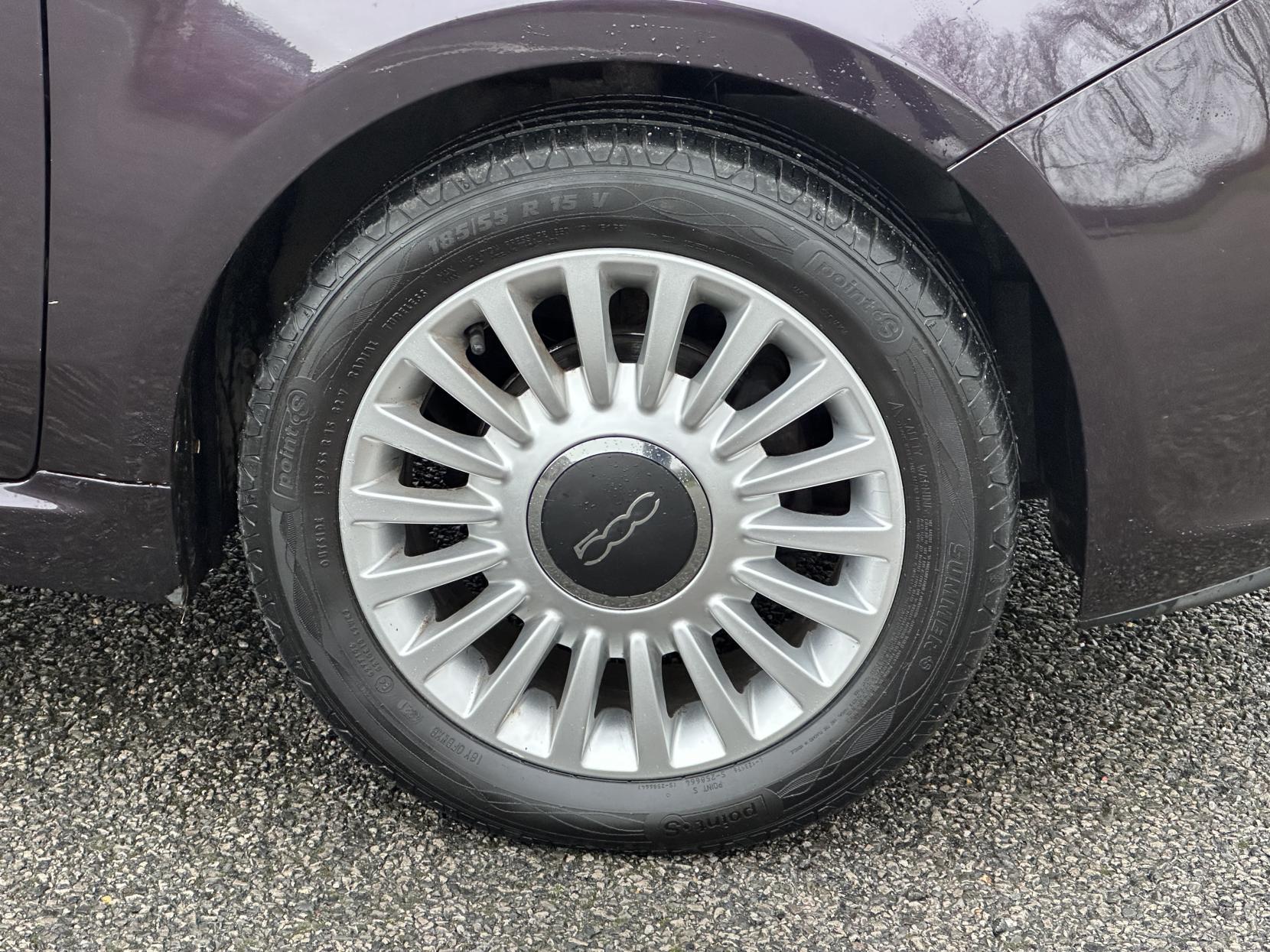 Fiat 500 1.2 Lounge Hatchback 3dr Petrol Manual Euro 4 (69 bhp)