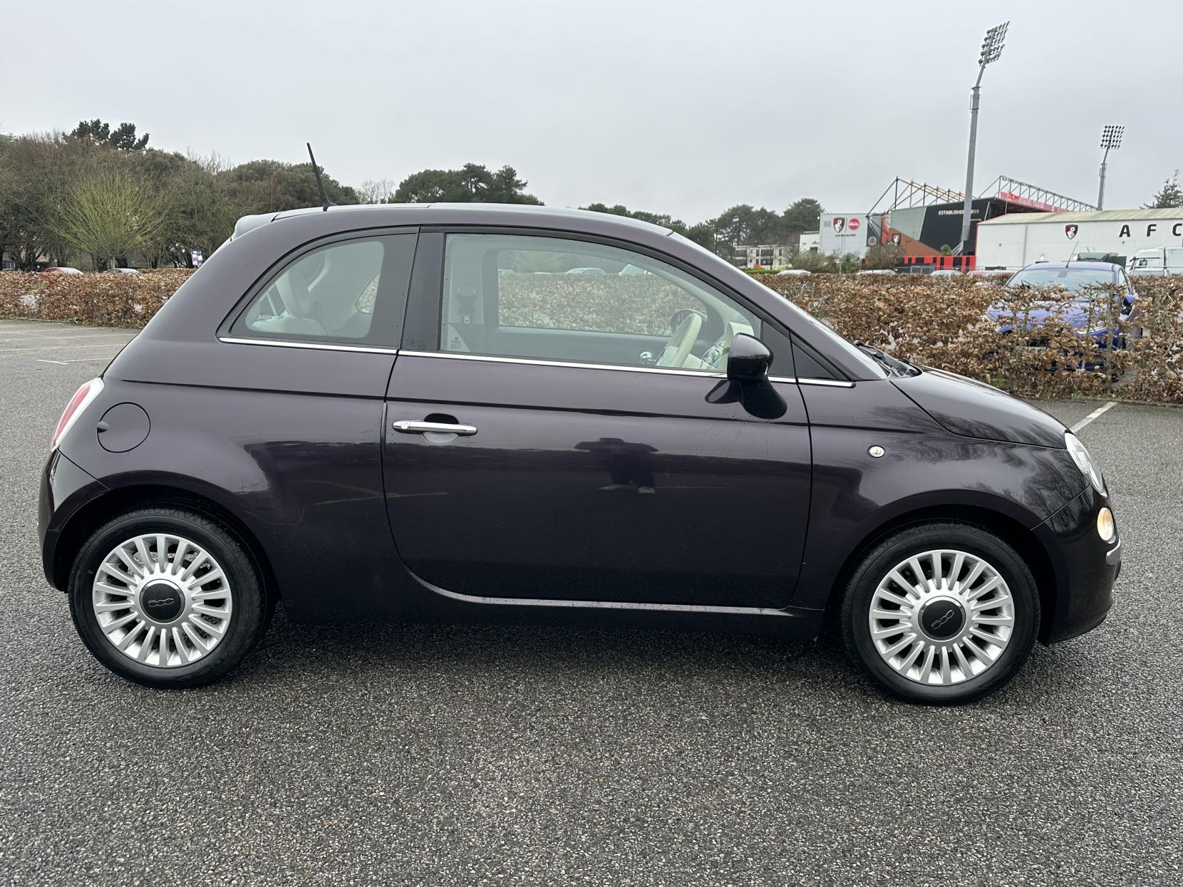 Fiat 500 1.2 Lounge Hatchback 3dr Petrol Manual Euro 4 (69 bhp)