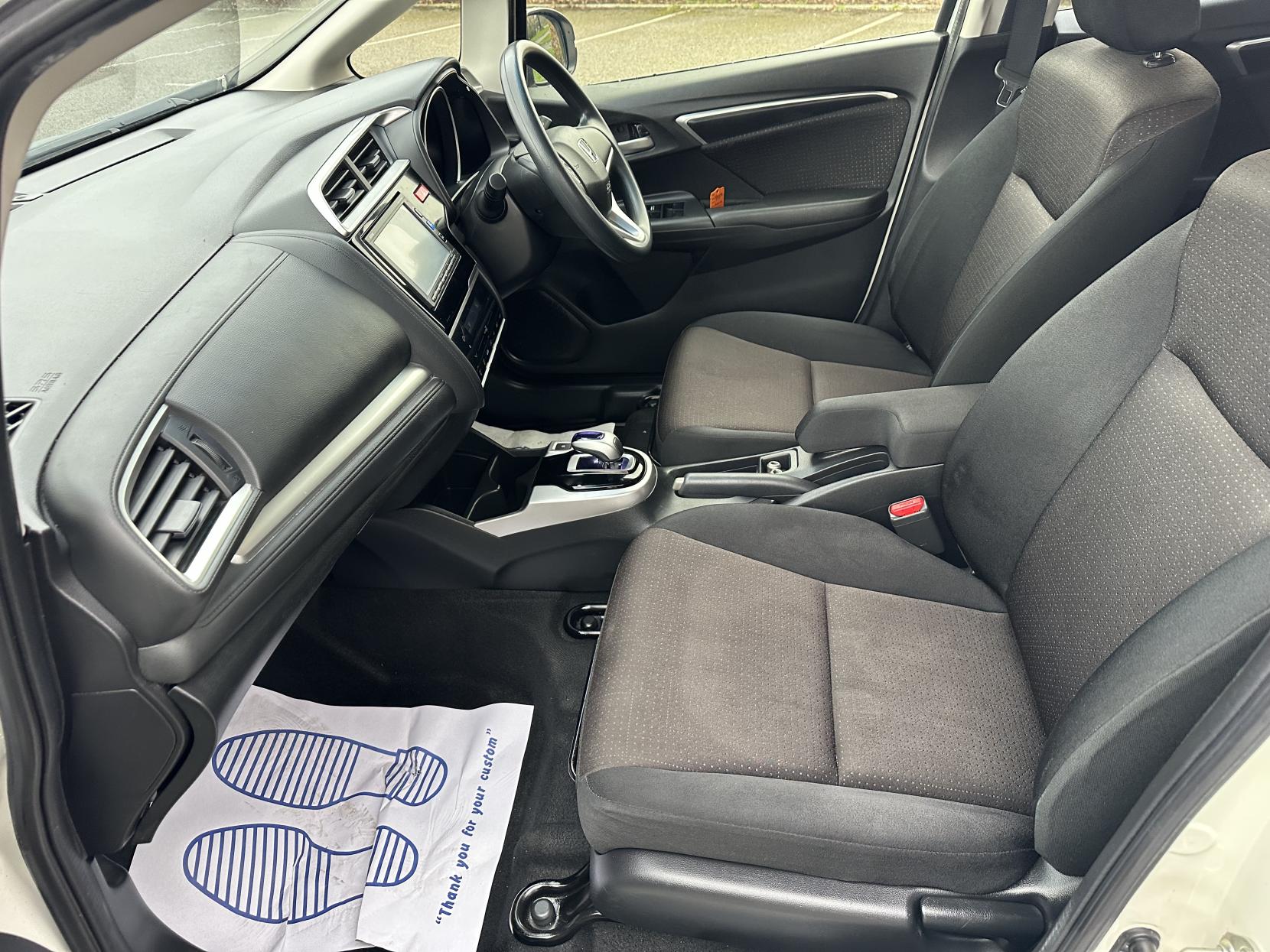 Honda Fit 1.5 2016 HONDA FIT 1.5 Hybrid Petrol Automatic Pearl White 5dr