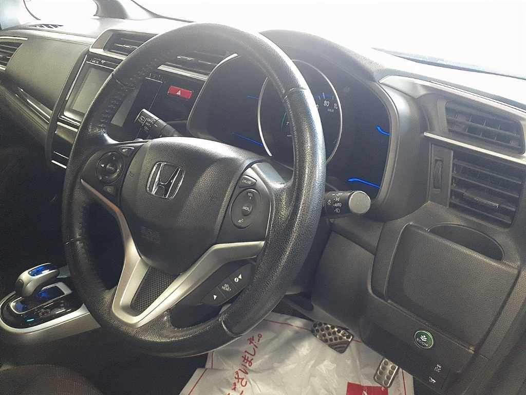 Honda Fit 2014 HONDA FIT 1.3 Automatic Petrol Yellow 5dr